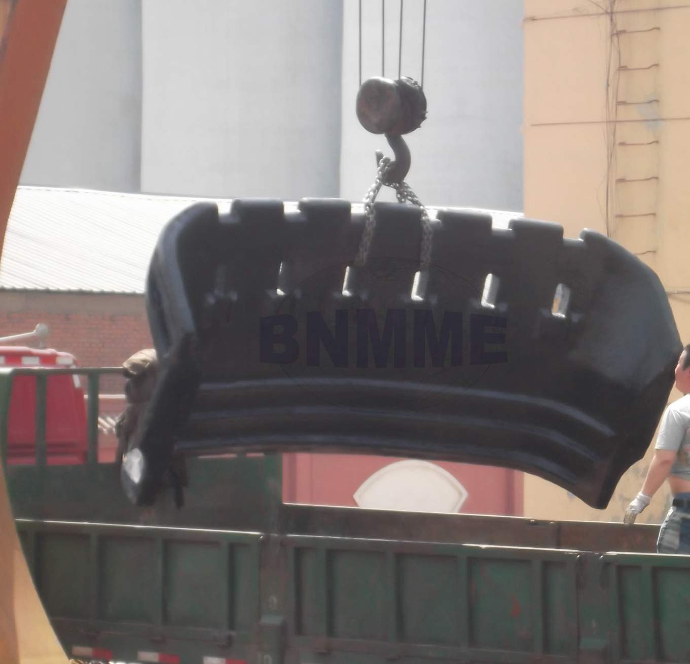 high manganese steel for heavy mining equipment